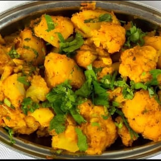 Aloo Gobi Ghar Ki 🌱Lunch