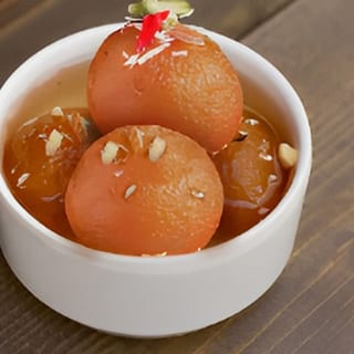 Gulab Jamun (4 Pieces)